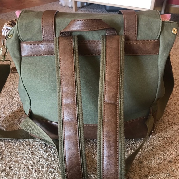 Little Unicorn diaper bag - Picture 2 of 8